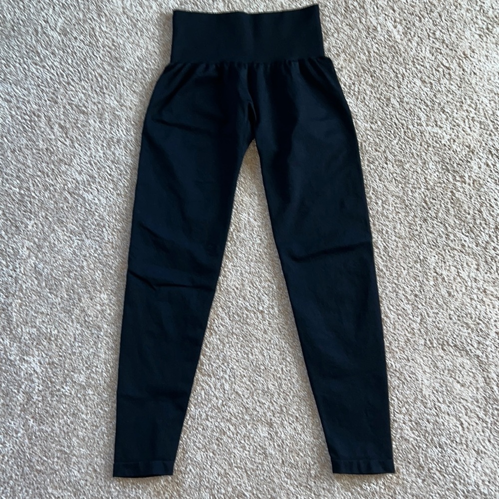 NVGTN Black Seamless Leggings - NWOT - Size S